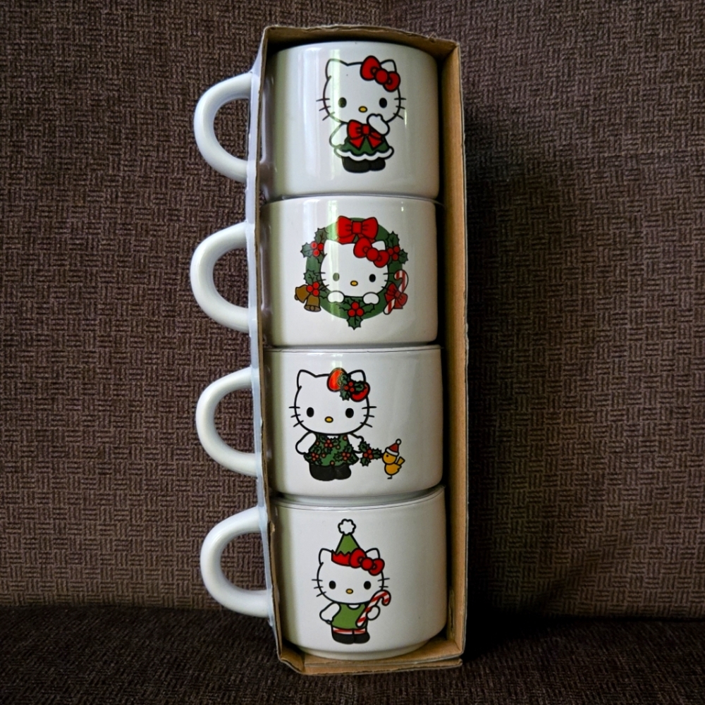NEW Christmas Hello Kitty 3 oz mugs